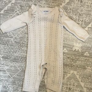Old Navy Ivory Knit Baby Footie